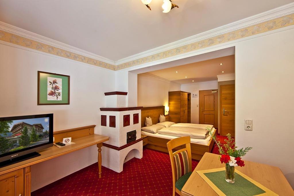 Landhotel Denggerhof Mayrhofen Eksteriør billede