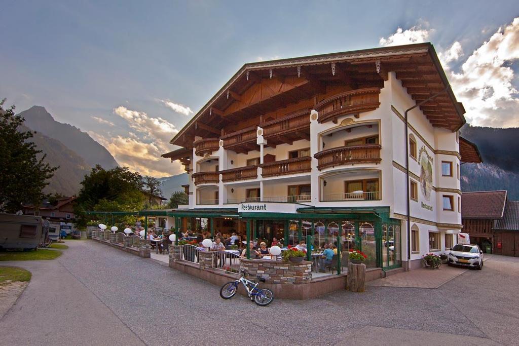 Landhotel Denggerhof Mayrhofen Eksteriør billede