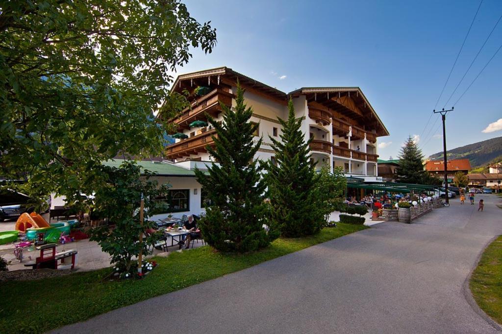 Landhotel Denggerhof Mayrhofen Eksteriør billede